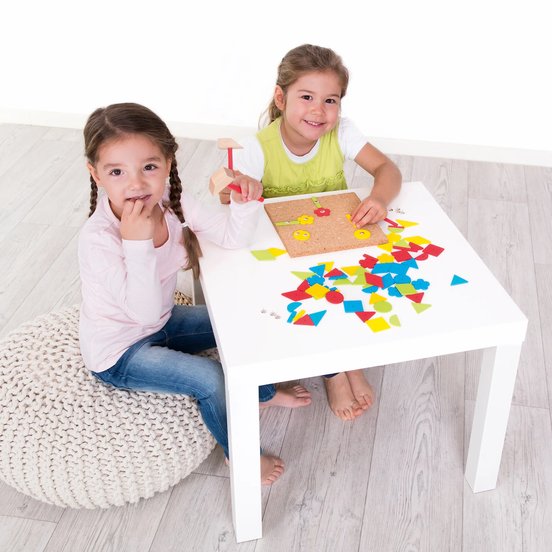 Beleduc Martello Game - Creative Cork Board Hammer & Nails Kit - Image 6