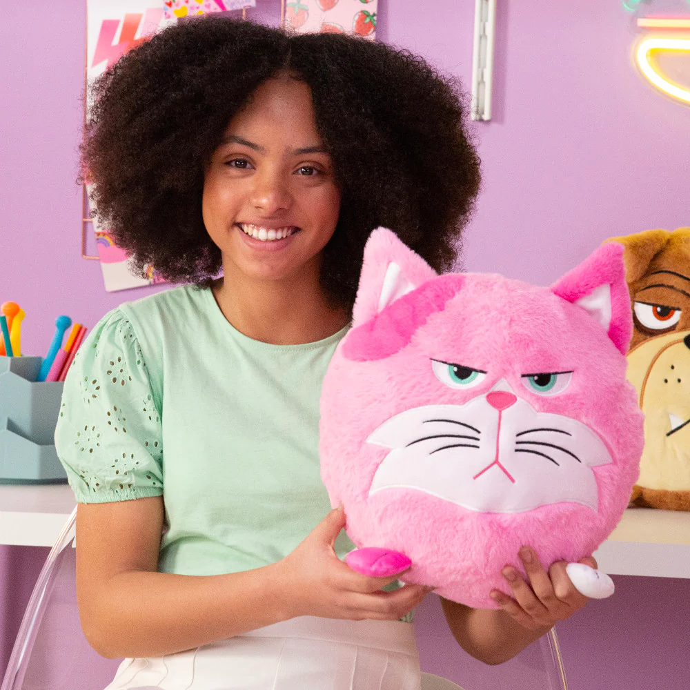 Hangry Petz Lucy Pink Cat 12 inch Interactive Plush - Image 4