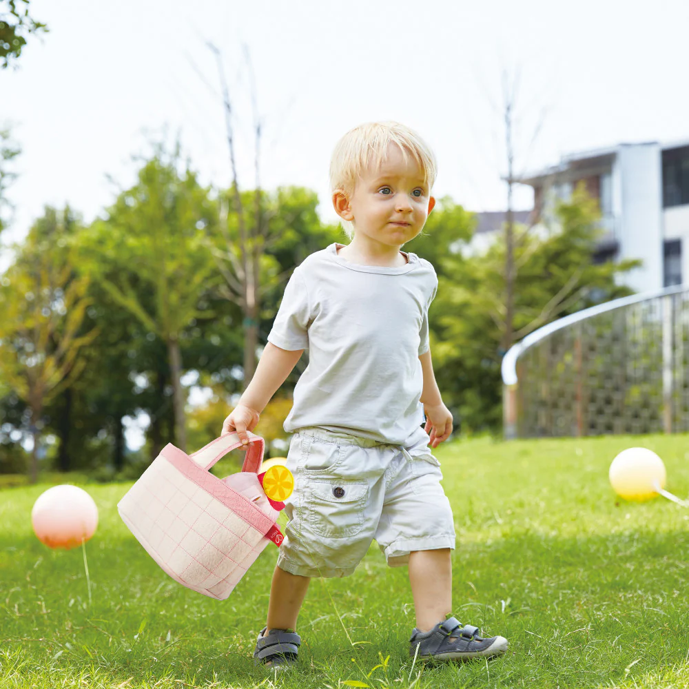Hape 9-Piece Toddler Picnic Basket Set - Soft Toy Food & Blanket - Image 4